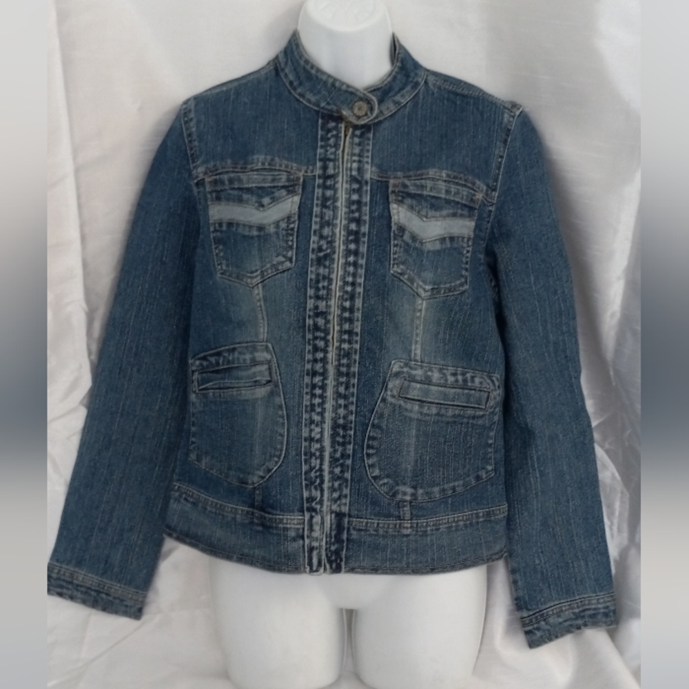 KIKIT DENIM JEAN JACKET SIZE M